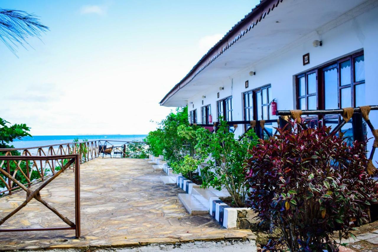 Zanzibar Ocean View Hotel Bagian luar foto